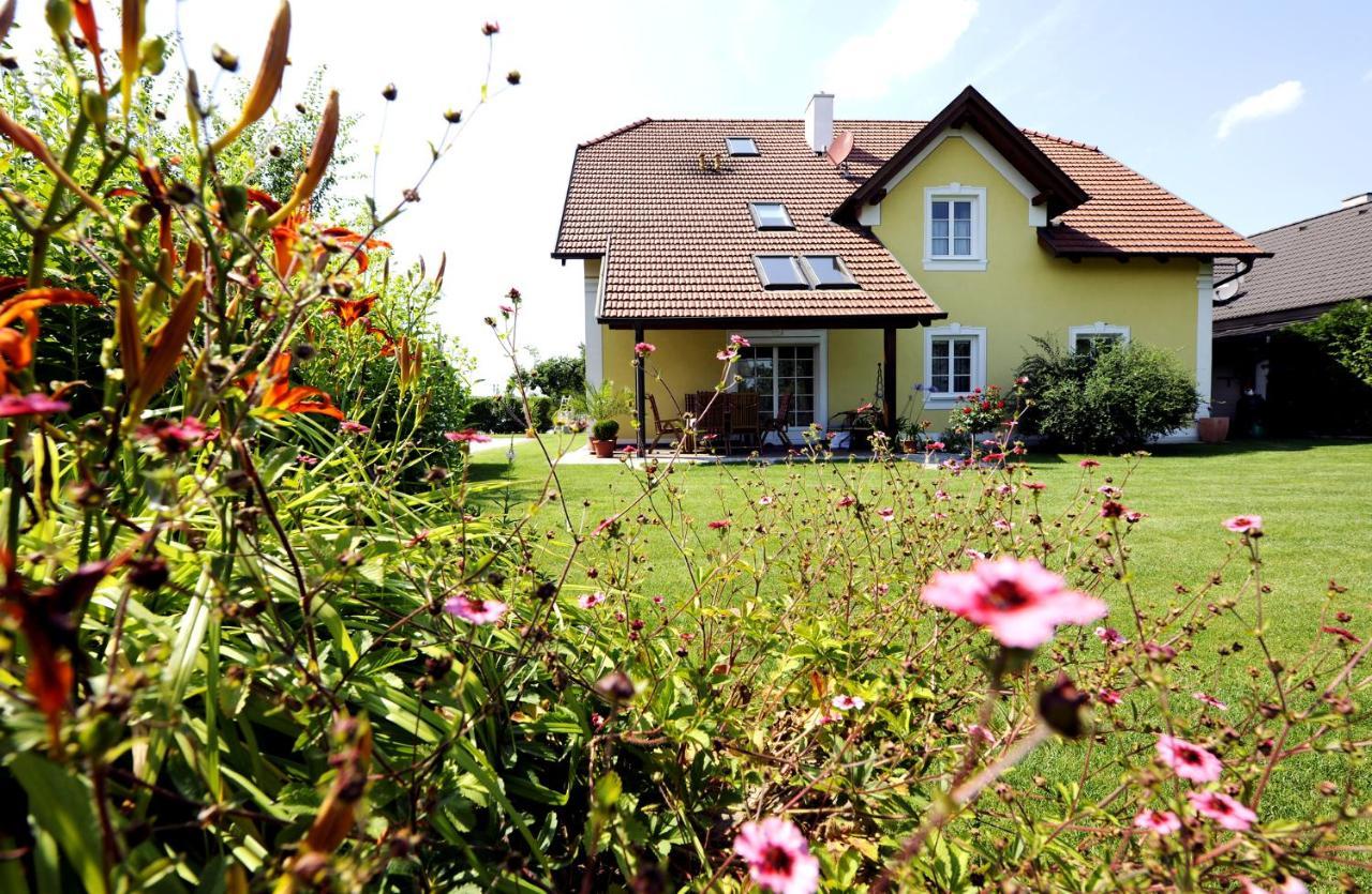 Hotel Gaestehaus Familie Trachsler Rohrendorf bei Krems Zewnętrze zdjęcie